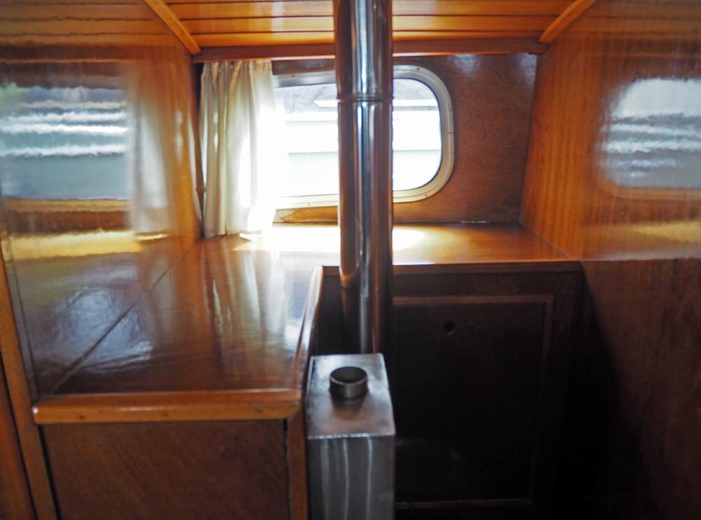 Fore ship, Accommodation